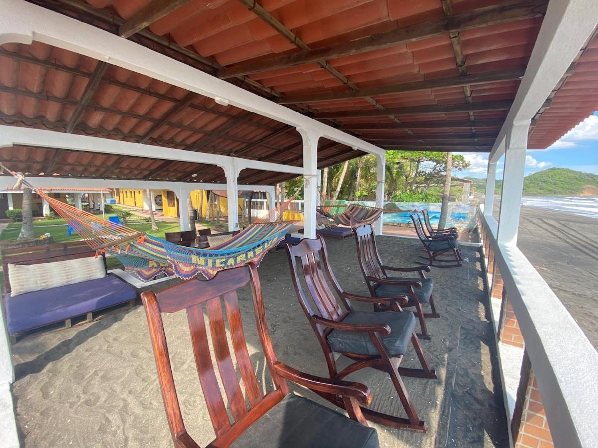 Transito Solid Surf Camp Hostel Nicaragua מראה חיצוני תמונה