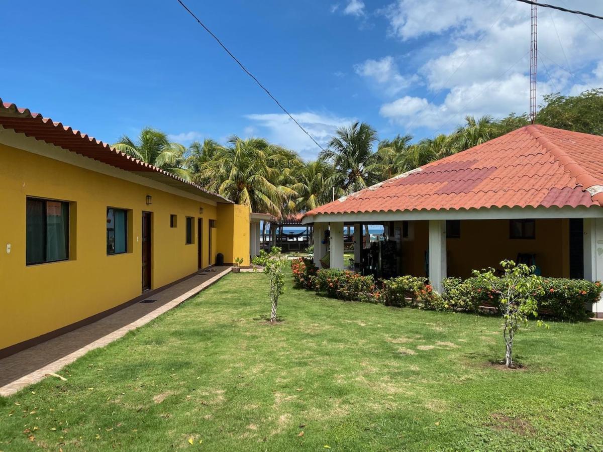 Transito Solid Surf Camp Hostel Nicaragua מראה חיצוני תמונה