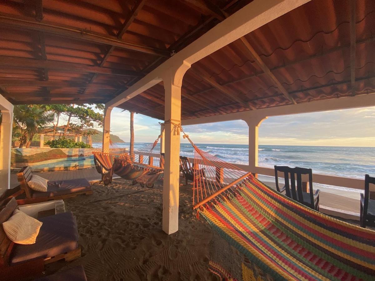 Transito Solid Surf Camp Hostel Nicaragua מראה חיצוני תמונה