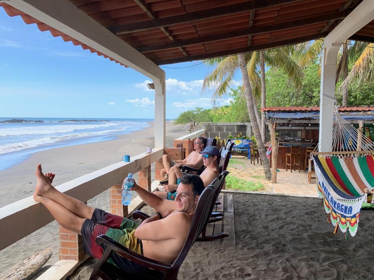 Transito Solid Surf Camp Hostel Nicaragua מראה חיצוני תמונה